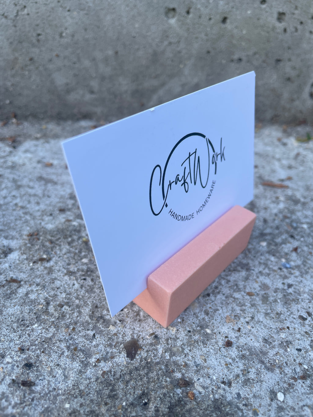 Photo/card holder