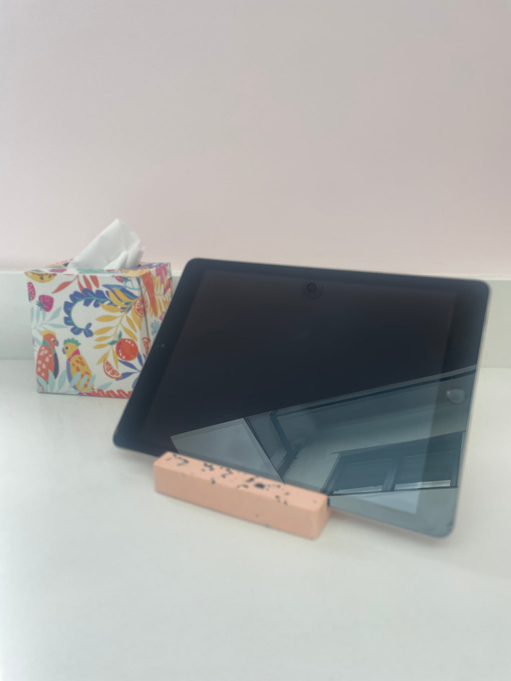 Mobile phone/ tablet / iPad stand